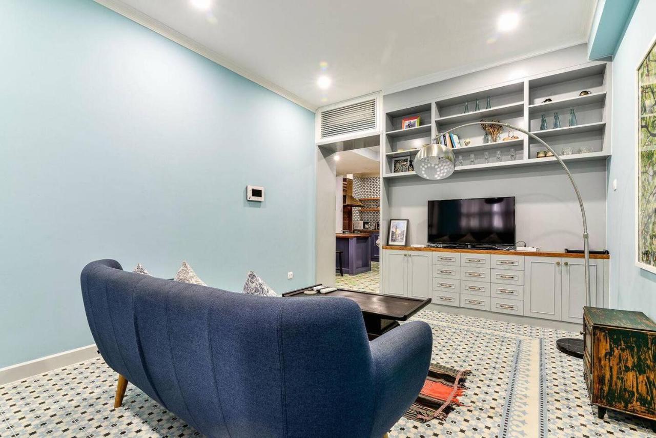 Indochine Style 2br Central. Pickup Airport Cost